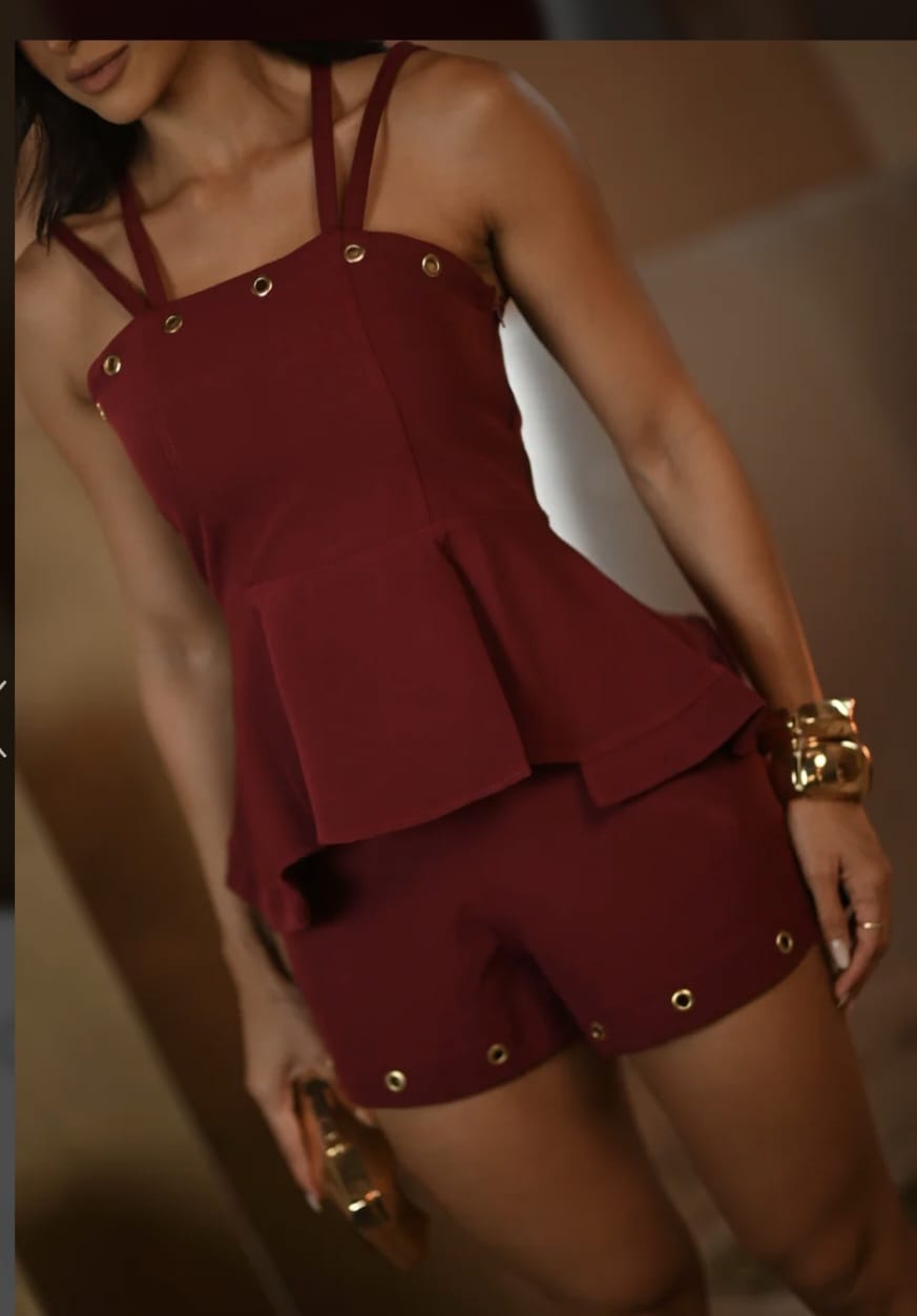 conjunto alfaiataria peplum ilhos