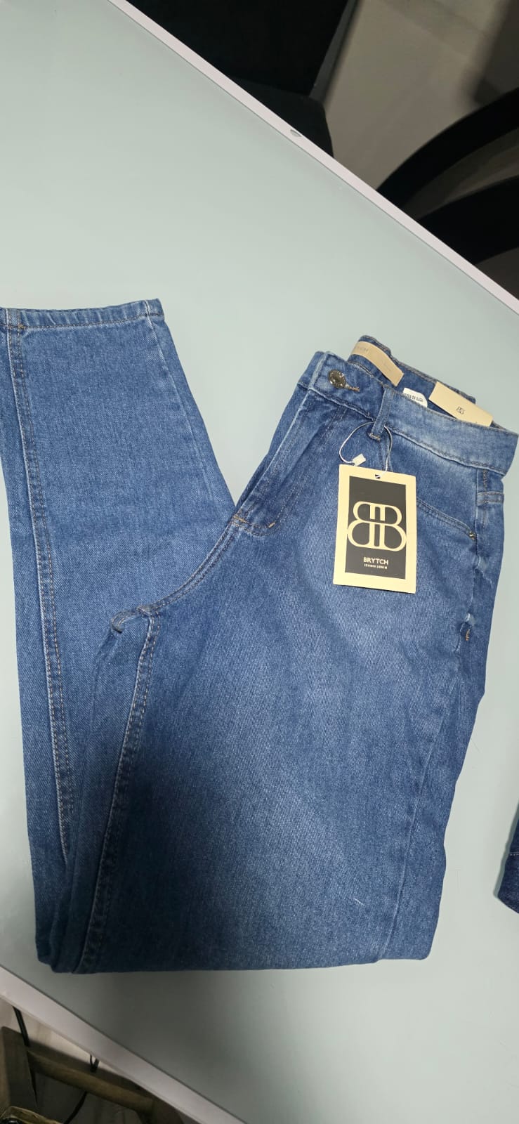 CALÇA BRYTCH MOM JEANS LAURA