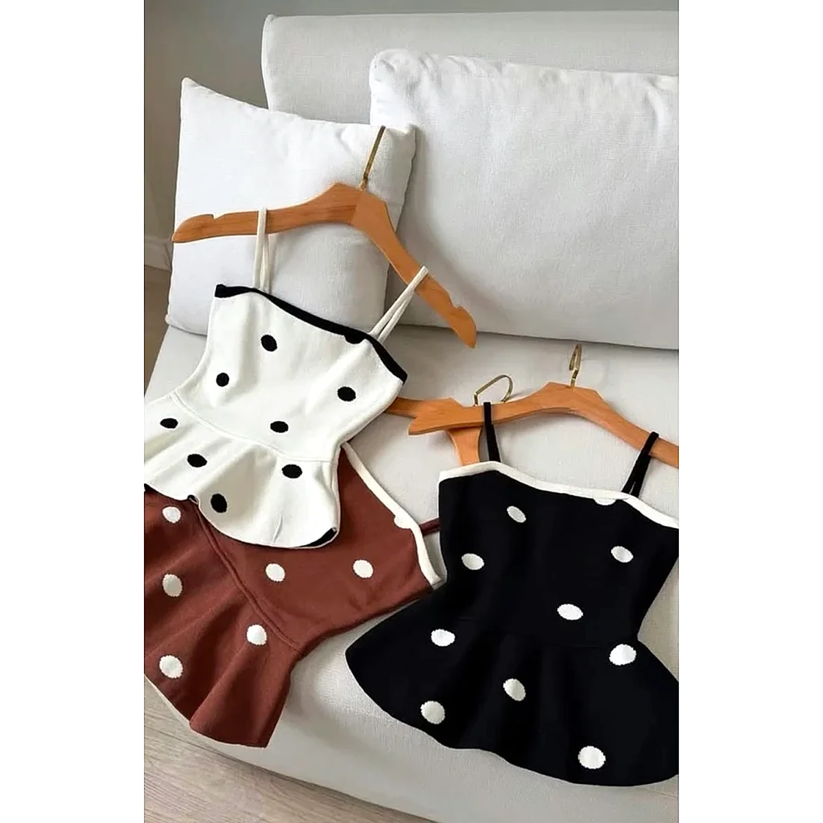 blusa peplum poá